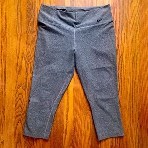 Brown Nike Workout Capri Leggings - Large
